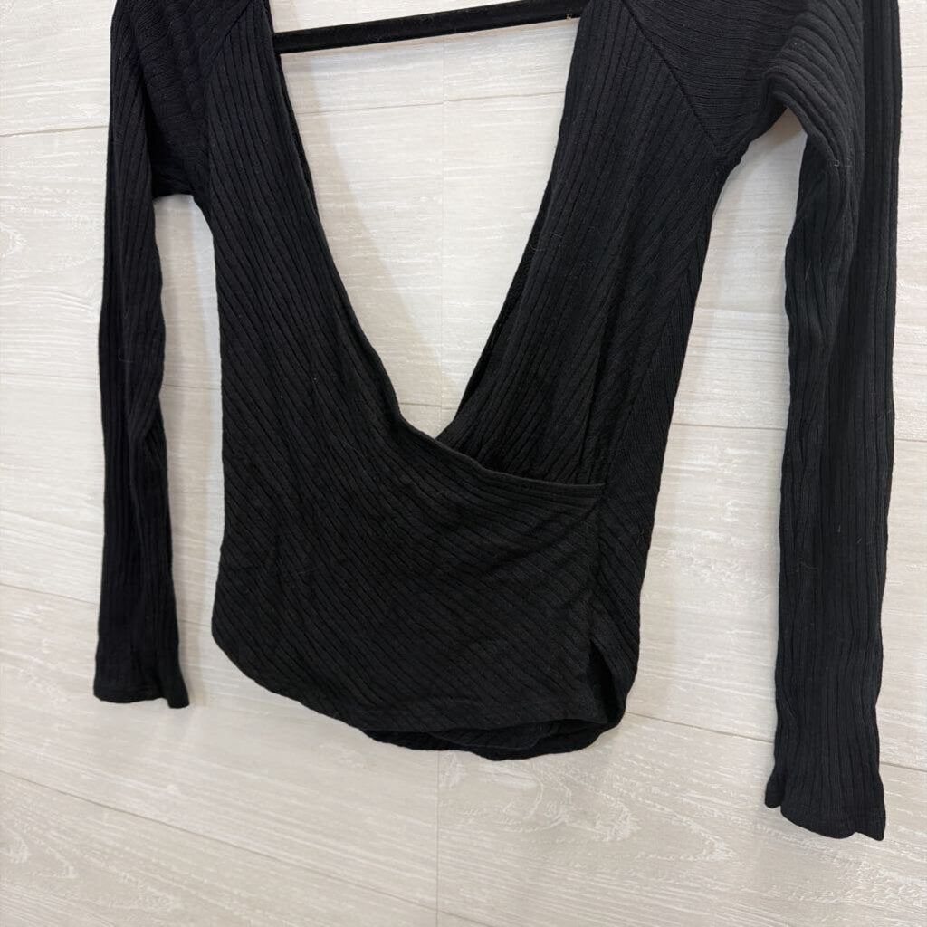 Reformation Black Ribbed Cropped Long Sleeve Top Medium