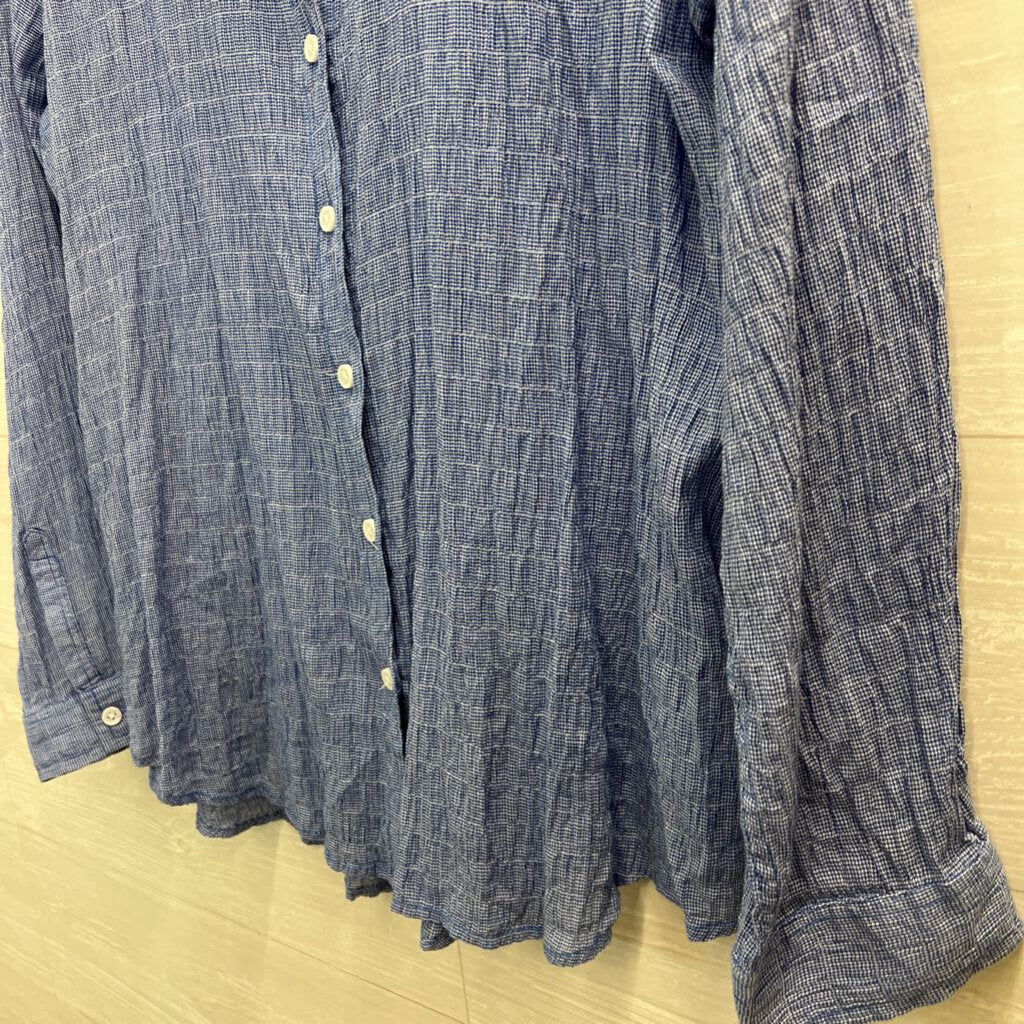 Beach Lunch Lounge Blue/ White Smocked Long Sleeve Button Down Top Extra Large