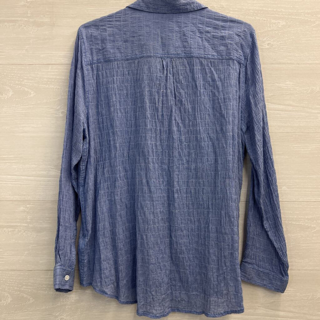 Beach Lunch Lounge Blue/ White Smocked Long Sleeve Button Down Top Extra Large