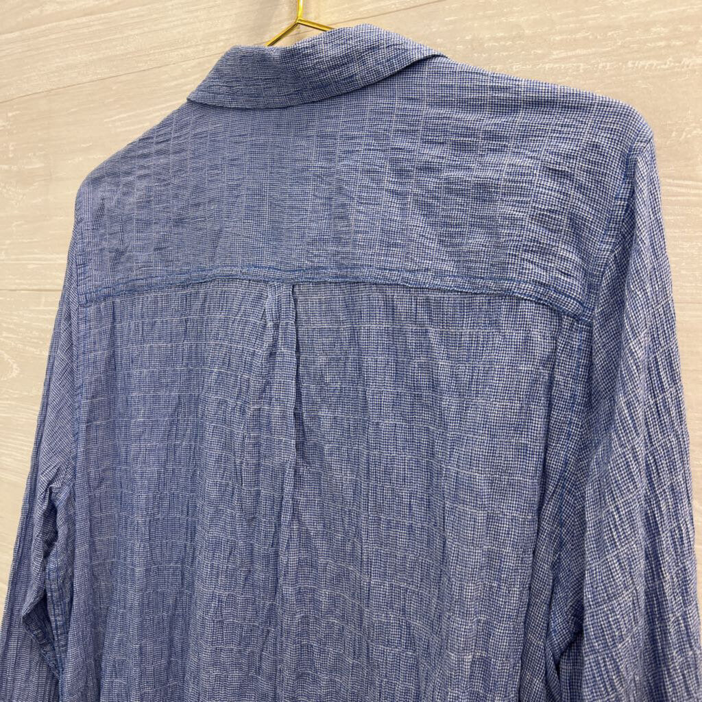 Beach Lunch Lounge Blue/ White Smocked Long Sleeve Button Down Top Extra Large