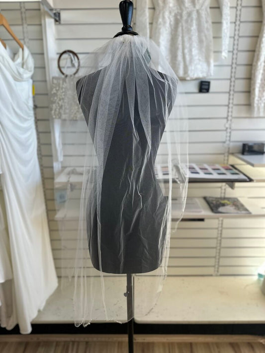 Ivory Beaded Edge Veil