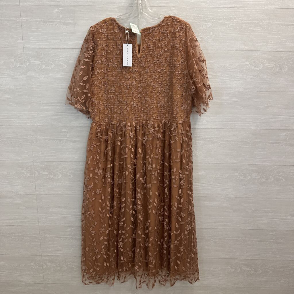 Baltic Born Rose Kendra Embroidered Short Sleeve Midi Dress 3XL