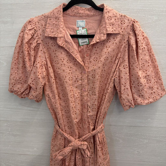 Society Social X Crown and Ivy Pink Eyelet Short Puff Sleeve Button Front Dress Medium