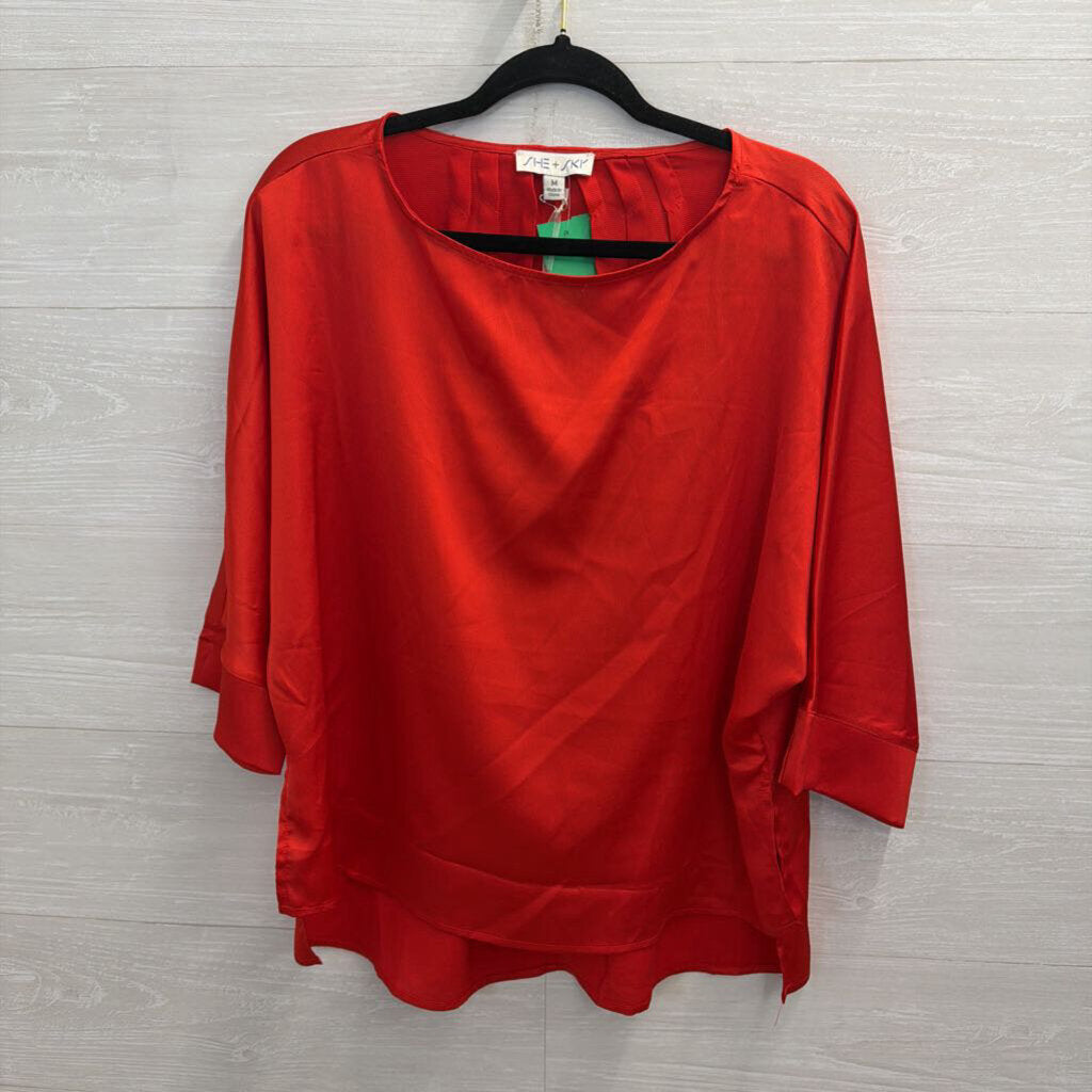 She and Sky Red Silky Slouchy Top Medium