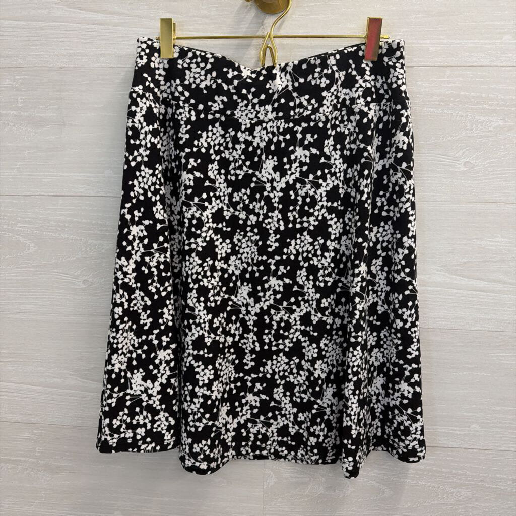 Talbots Black/ White Floral Print Midi Skirt Small