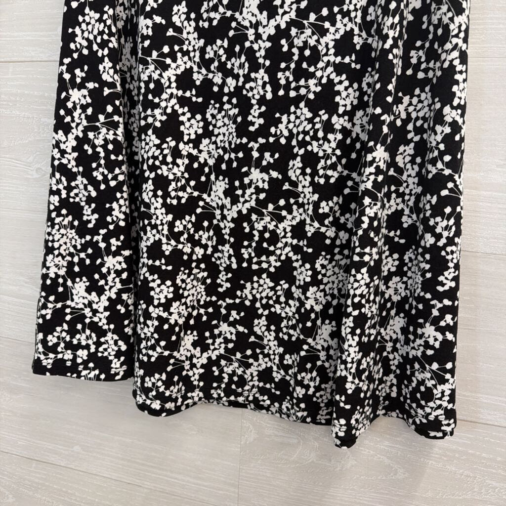 Talbots Black/ White Floral Print Midi Skirt Small