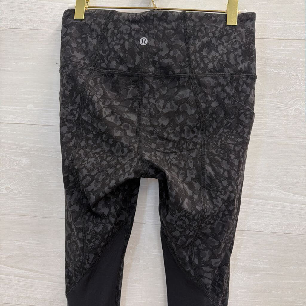 Lululemon Black Print Leggings 4