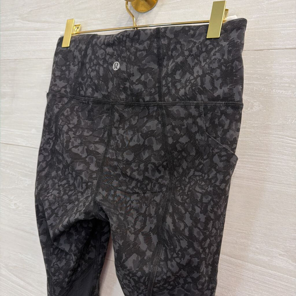 Lululemon Black Print Leggings 4