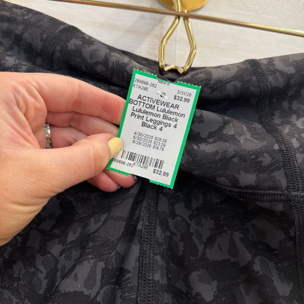 Lululemon Black Print Leggings 4