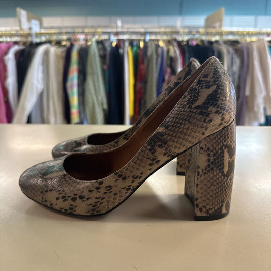 Linea Paolo Black/ Beige Snakeskin Block Heels 8