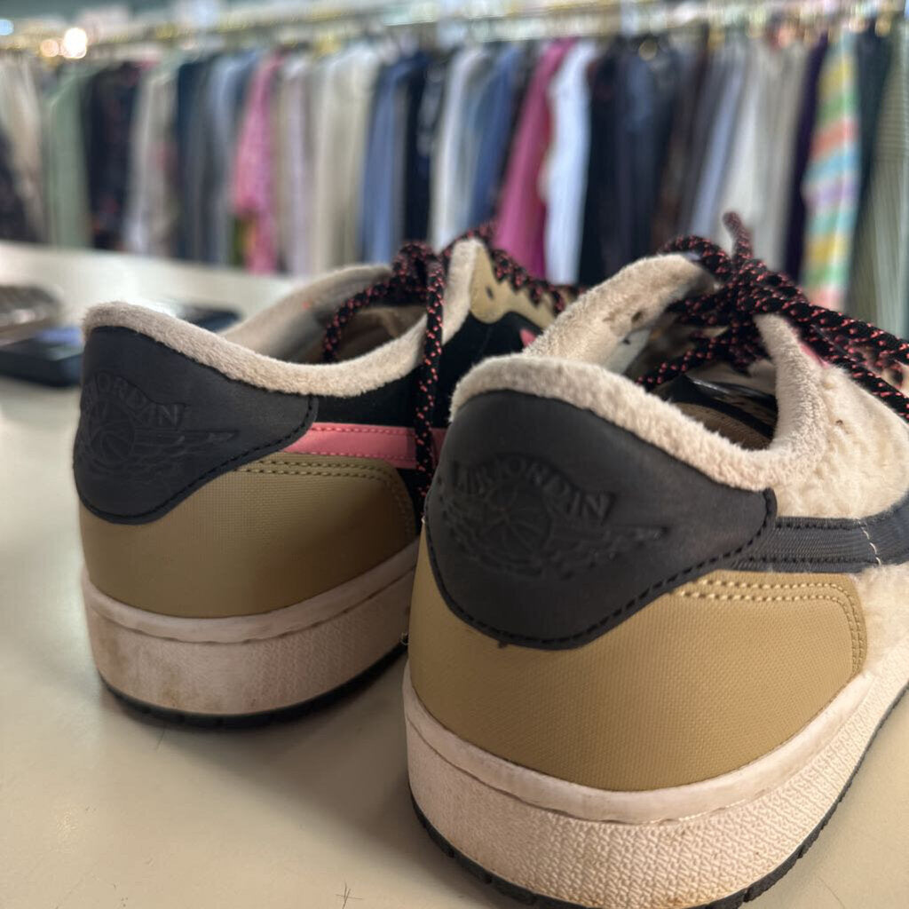 Nike Air Jordan 1 Retro Low Fleece Sneakers 9