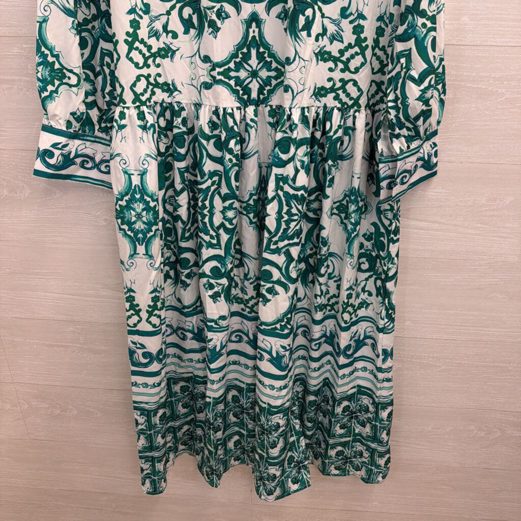 White/ Green Print Long Sleeve Maxi Dress Large