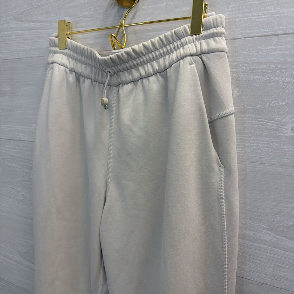 Lululemon Cream Softstreme High Rise Pants 6