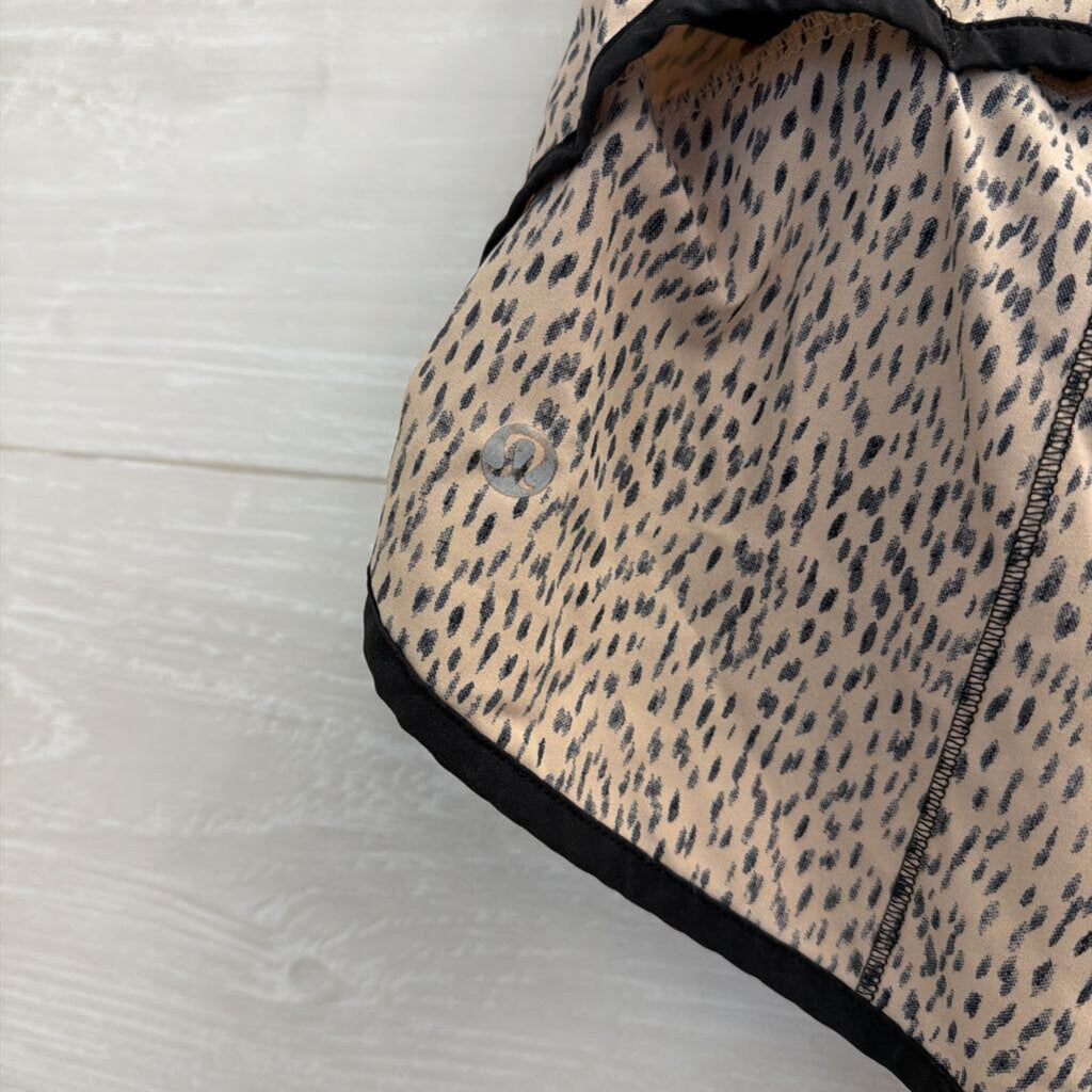 Lululemon Beige/ Black Print Micro Athletic Shorts 6