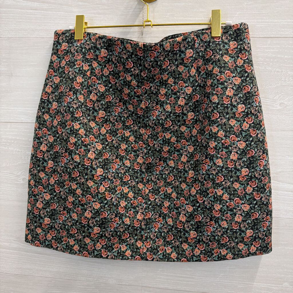 Zara Green/ Pink Rose Print Mini Skirt Large