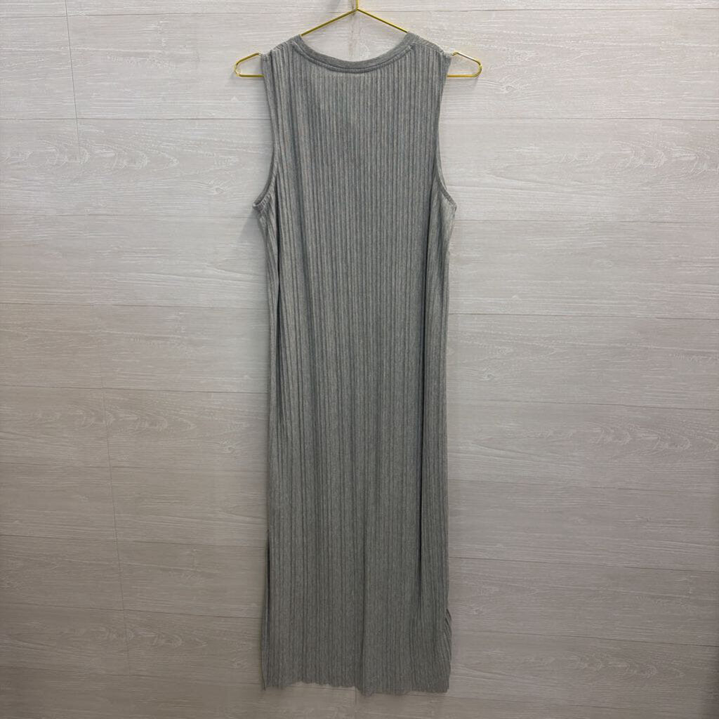 Grey Pleated Sleeveless Maxi Dress Small