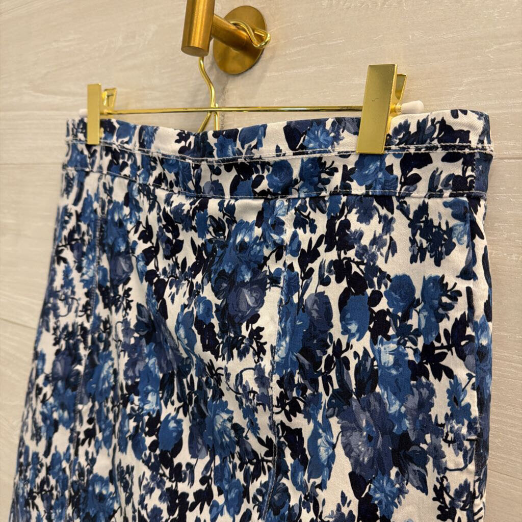 Kim Rogers White/ Blue Print Skort 10