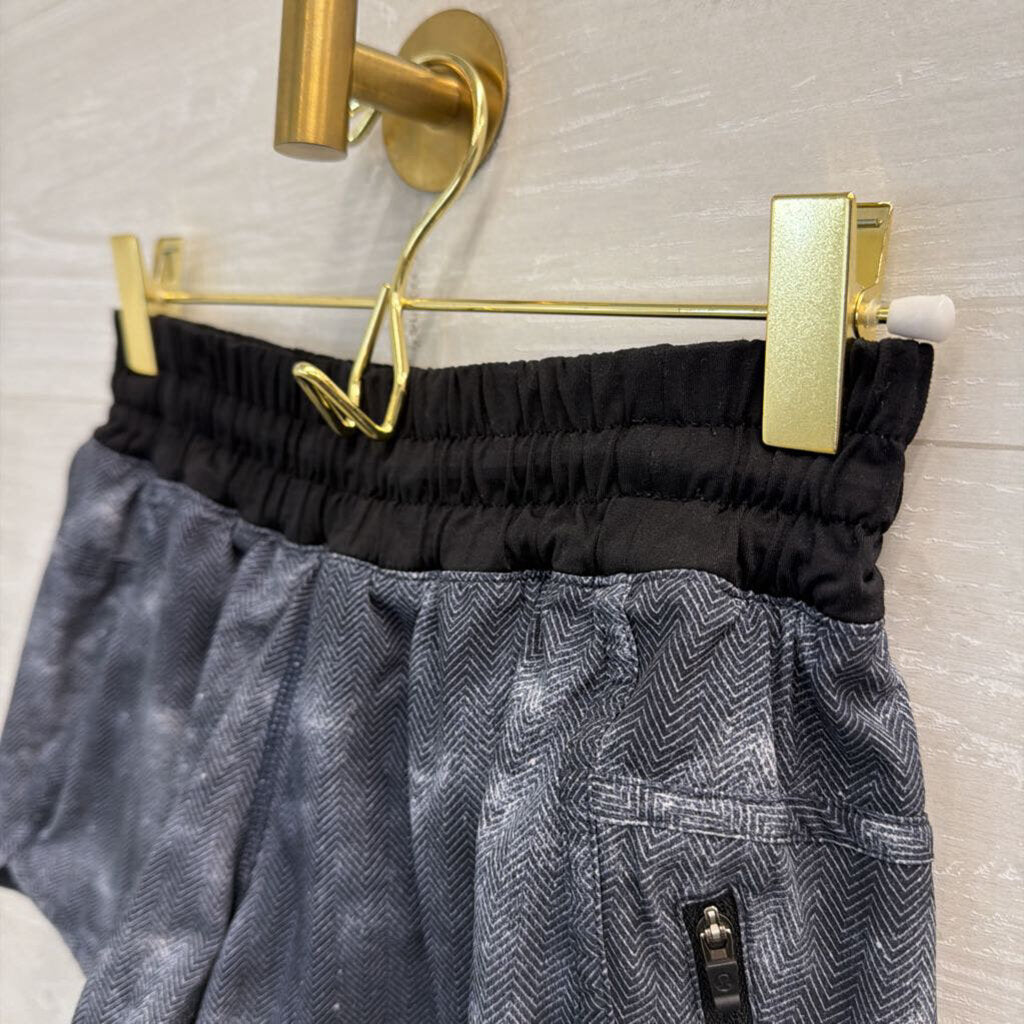 Lululemon Black Print Athletic Shorts 4