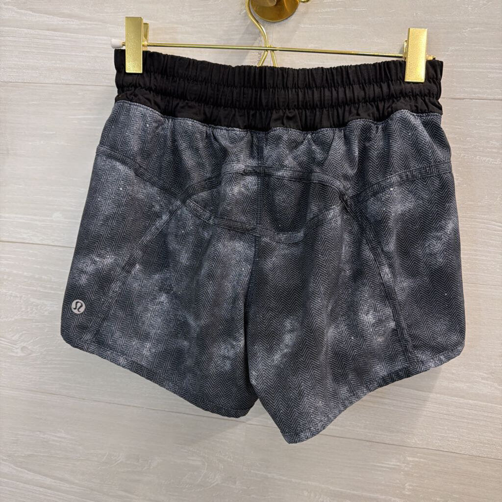 Lululemon Black Print Athletic Shorts 4