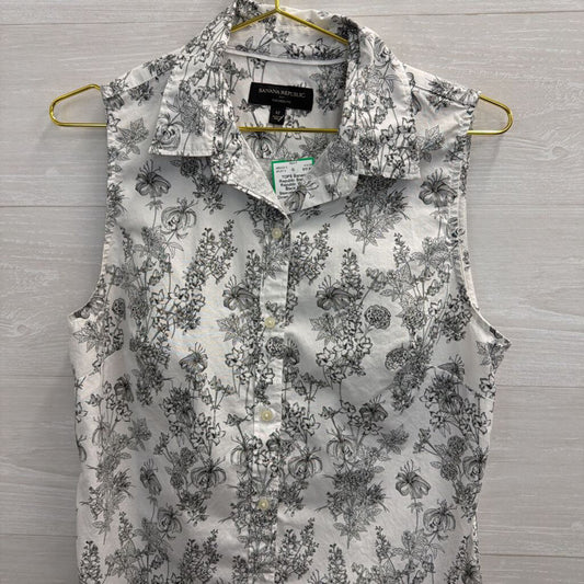 Banana Republic White/ Black Print Sleeveless Button Down Top 12