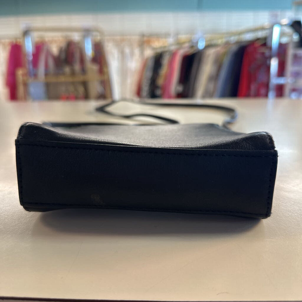 Leather Co. Small Black Leather Crossbody Purse