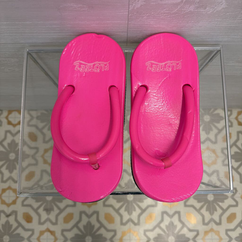 Frogg Toggs Floteez Hot Pink Sandals 9