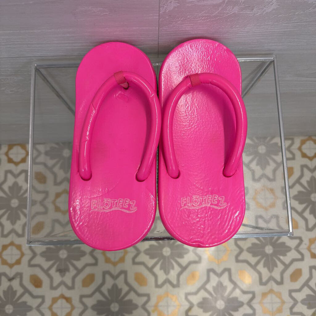 Frogg Toggs Floteez Hot Pink Sandals 9