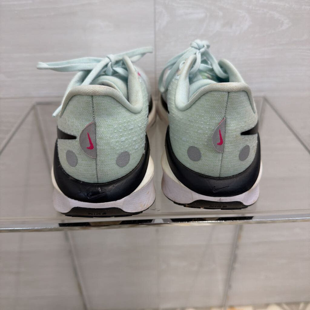 Nike Blue Air Zoom Vomero 17 Sneakers 8