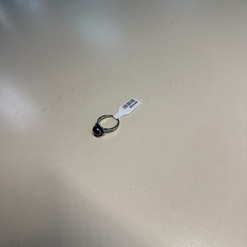 Silver/ Black Pearl Ring