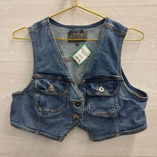 Torrid Medium Wash Denim Cropped Vest Top 00