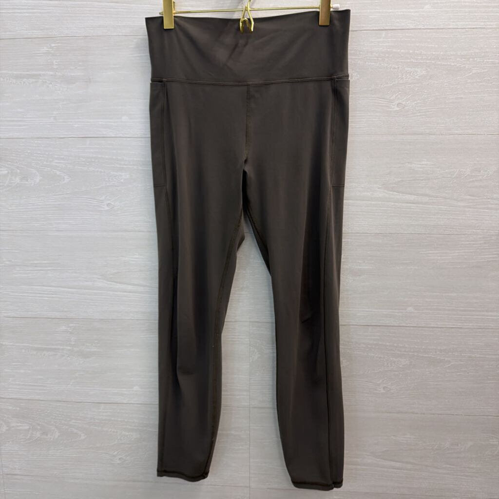 Vuori Soft Green Athletic Leggings Small