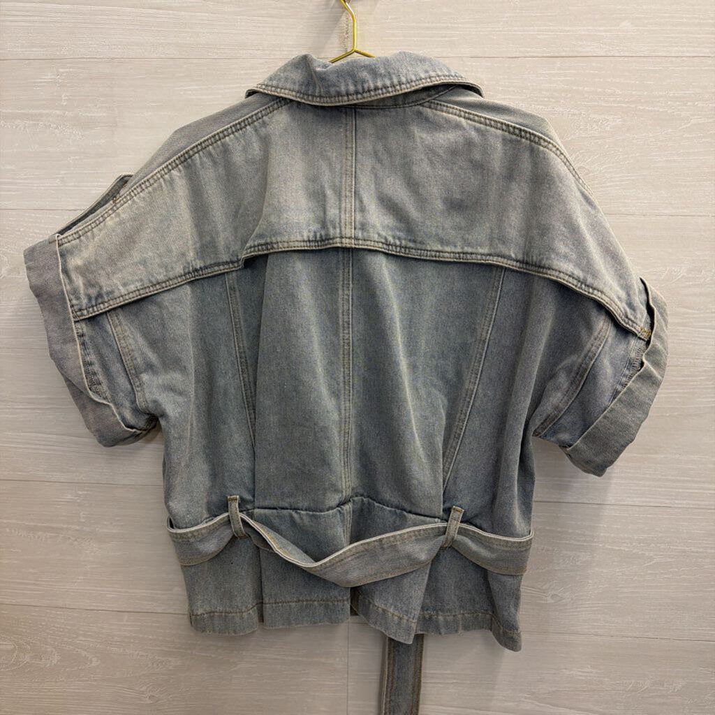 POL Light Wash Short Sleeve Belted Jacket Top Large