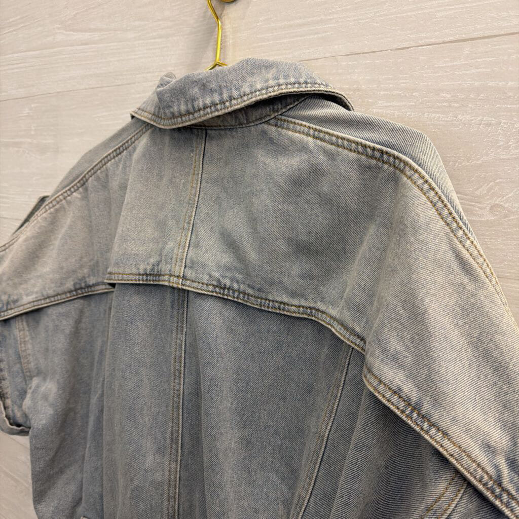 POL Light Wash Short Sleeve Belted Jacket Top Large