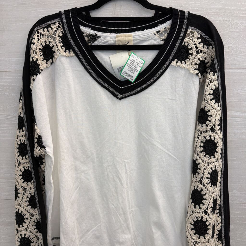 Artistic Works by Lu White/ Black Crochet Knit Long Sleeve Top Large