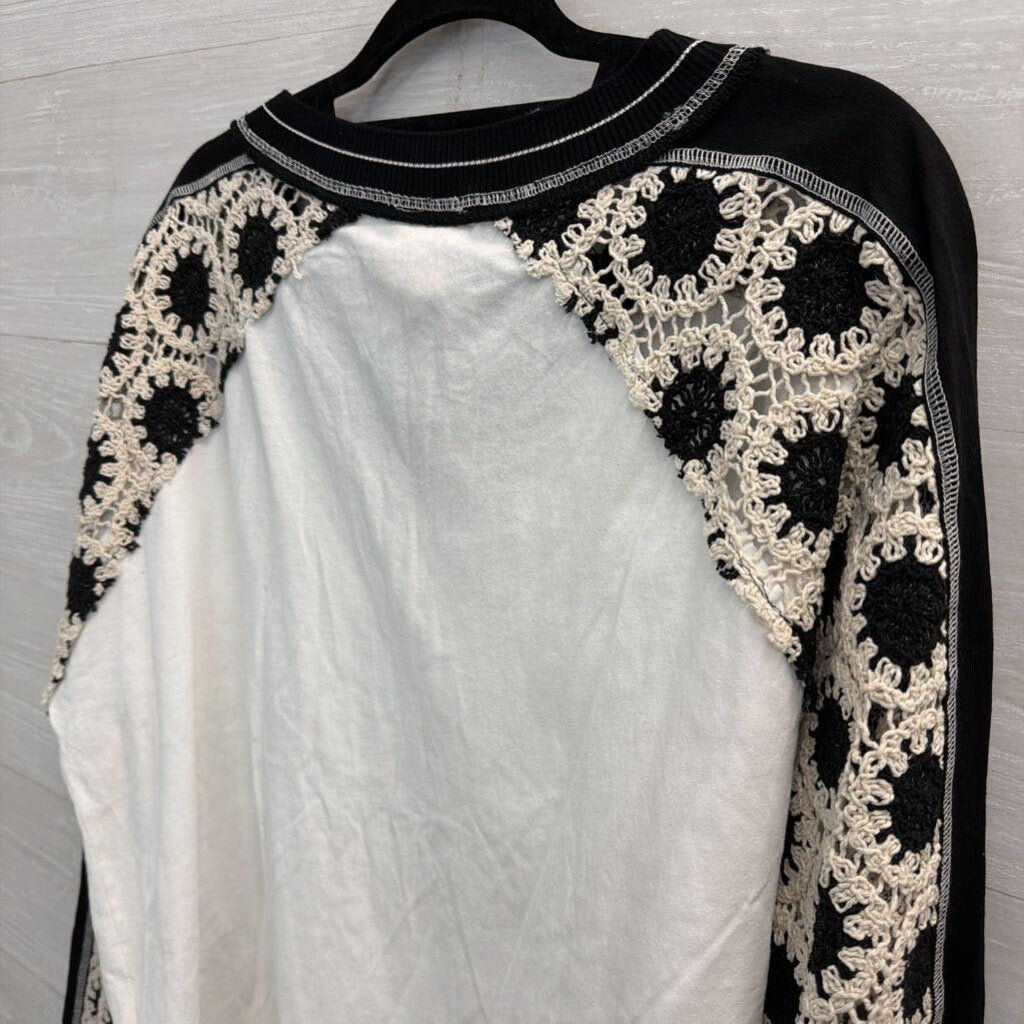 Artistic Works by Lu White/ Black Crochet Knit Long Sleeve Top Large