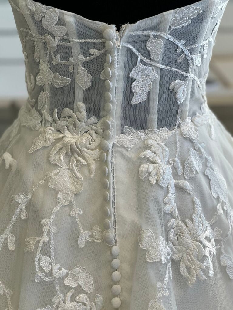 Essense of Australia D3258 Lace Applique A-Line Dress 10