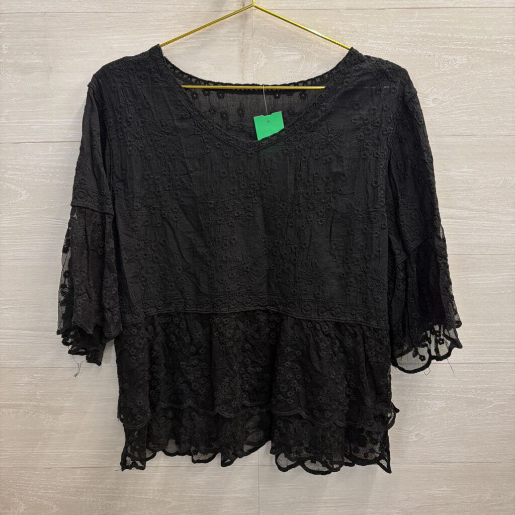 Black Lace Short Sleeve Boxy Top Large