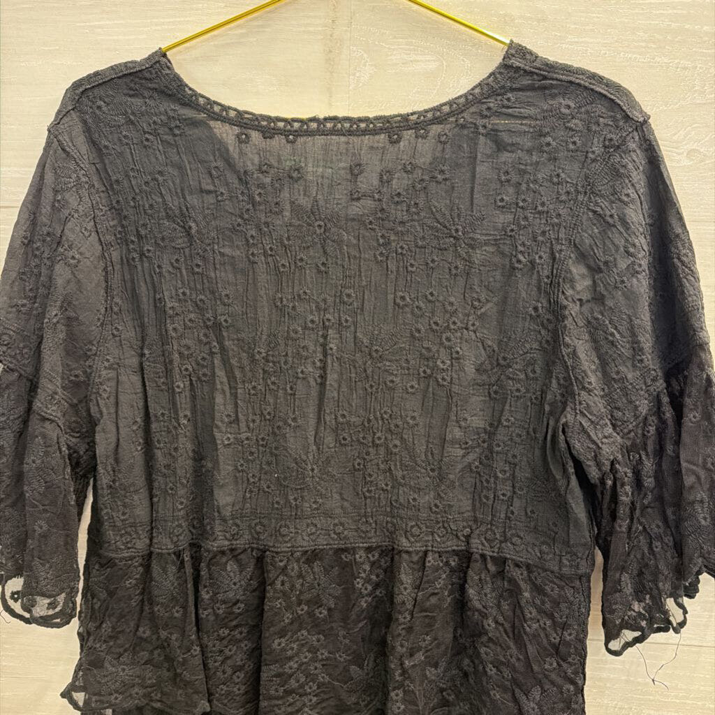 Black Lace Short Sleeve Boxy Top Large