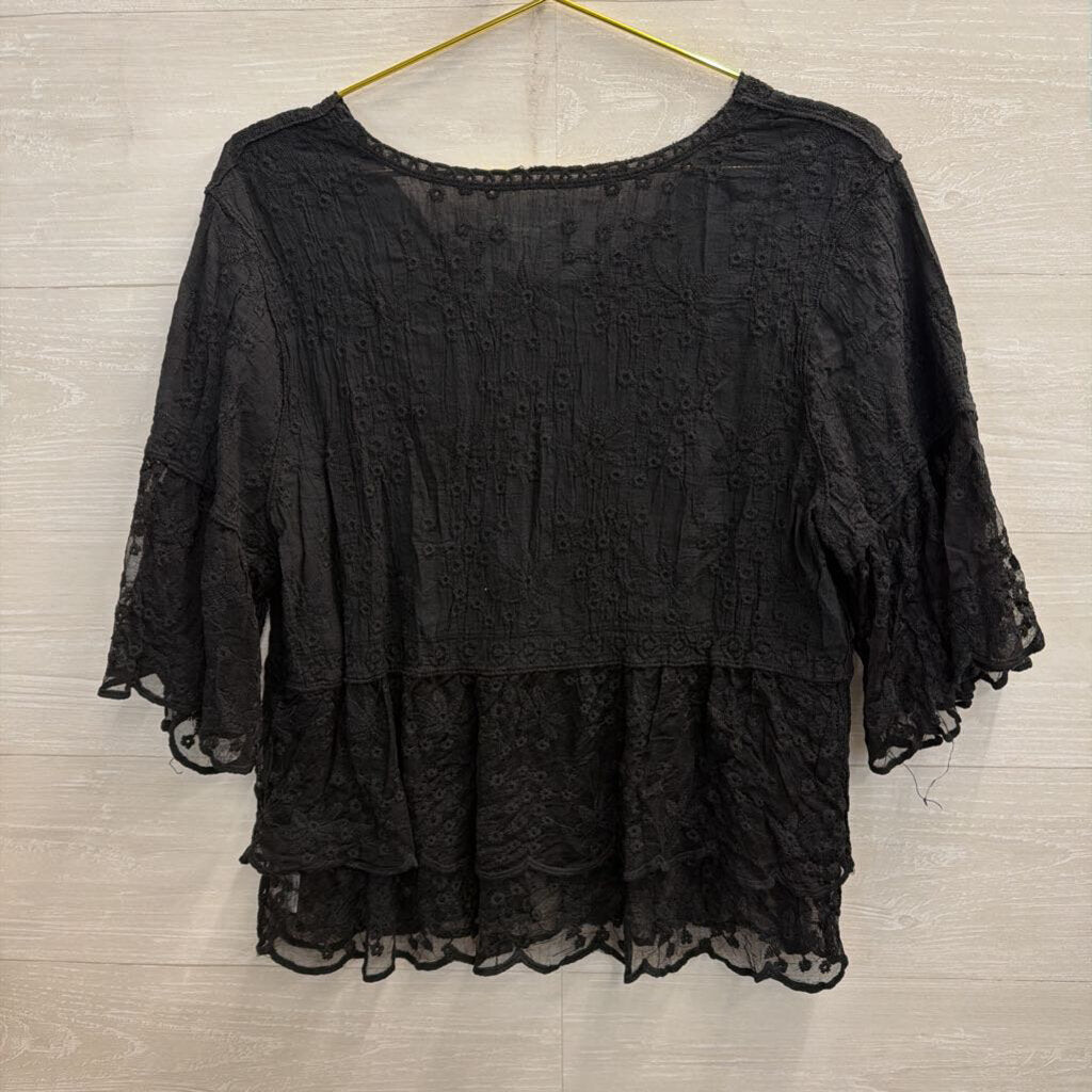 Black Lace Short Sleeve Boxy Top Large