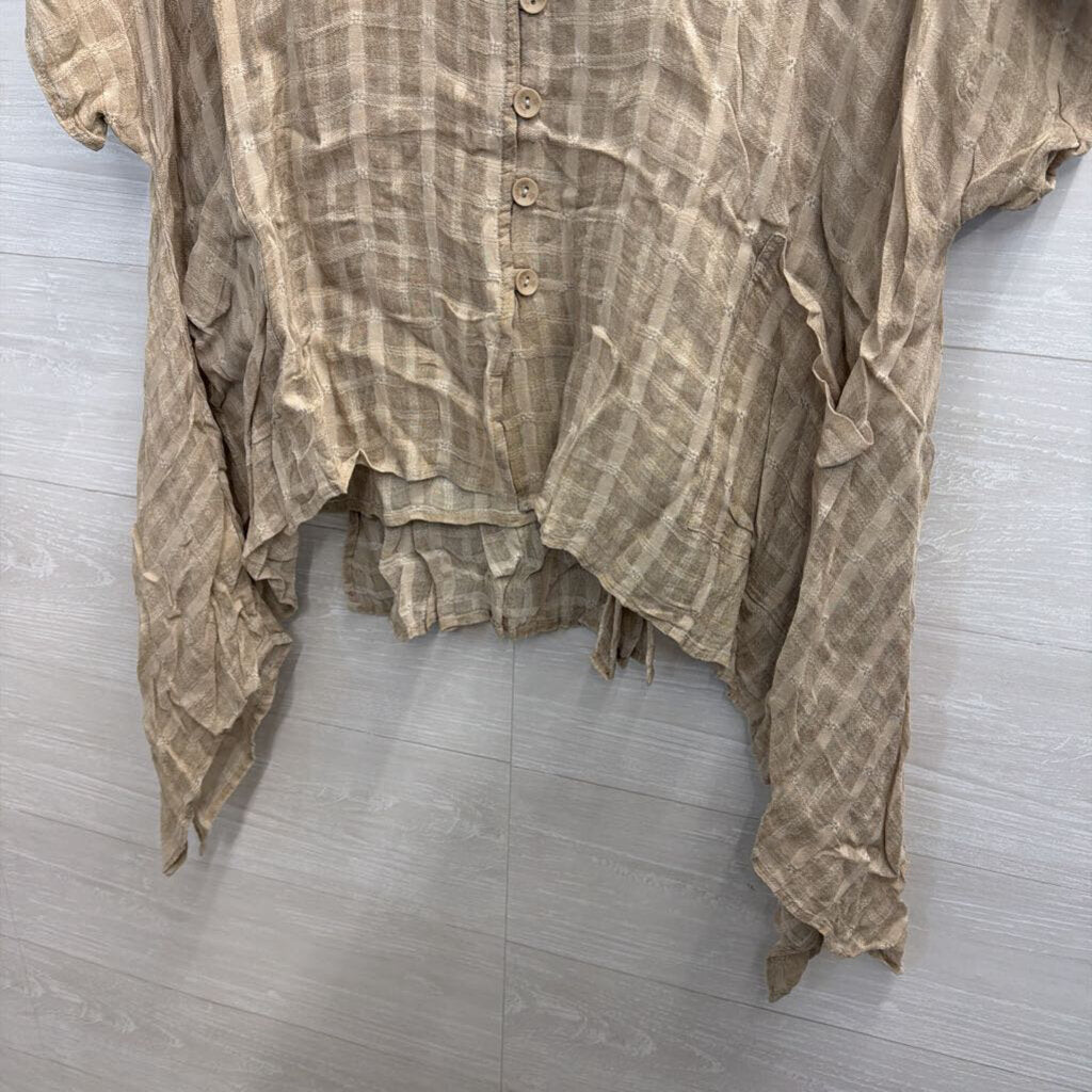 Zen Cheryenne Beige Textured Print Short Sleeve High Low Top Large/ Extra Large