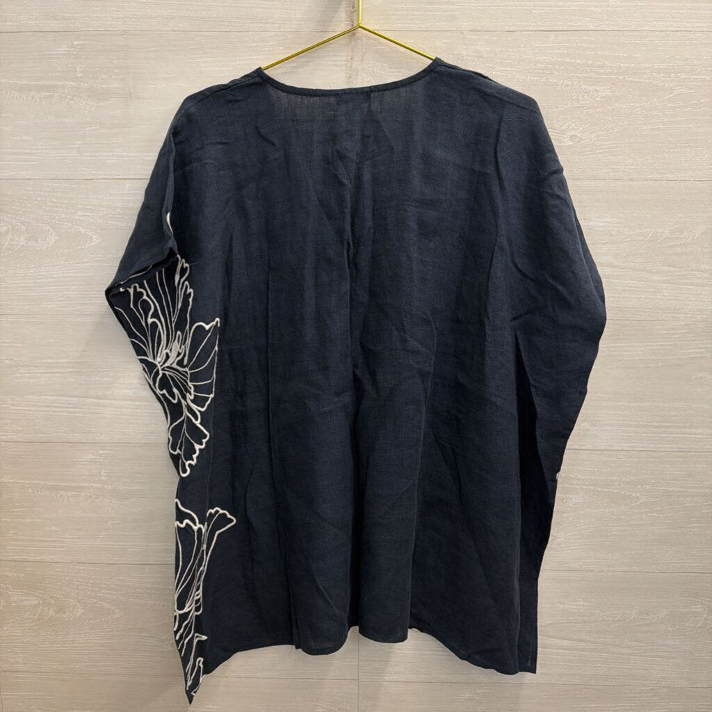 J Jill Navy/ White Embroidered Short Sleeve Boxy Top S-L