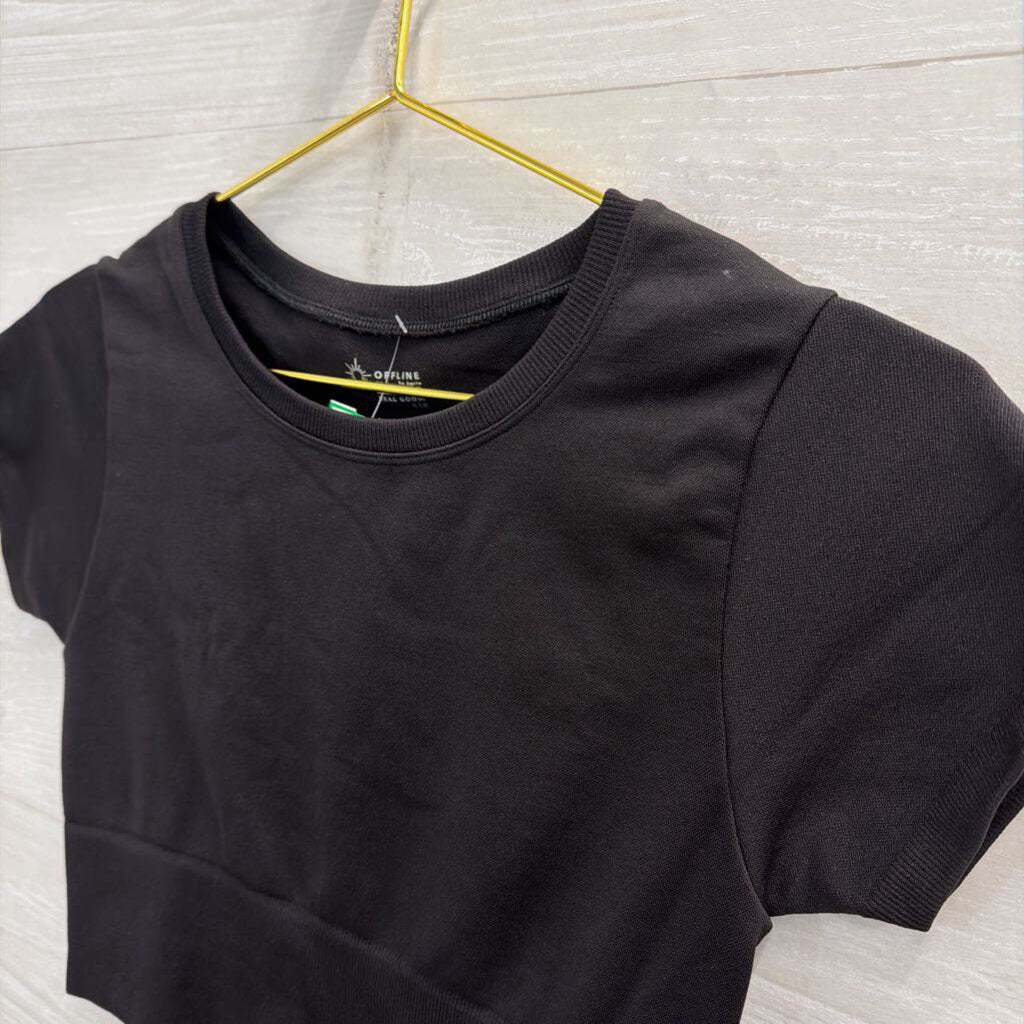 Offline by Aerie Black Cropped Short Sleeve Top Small