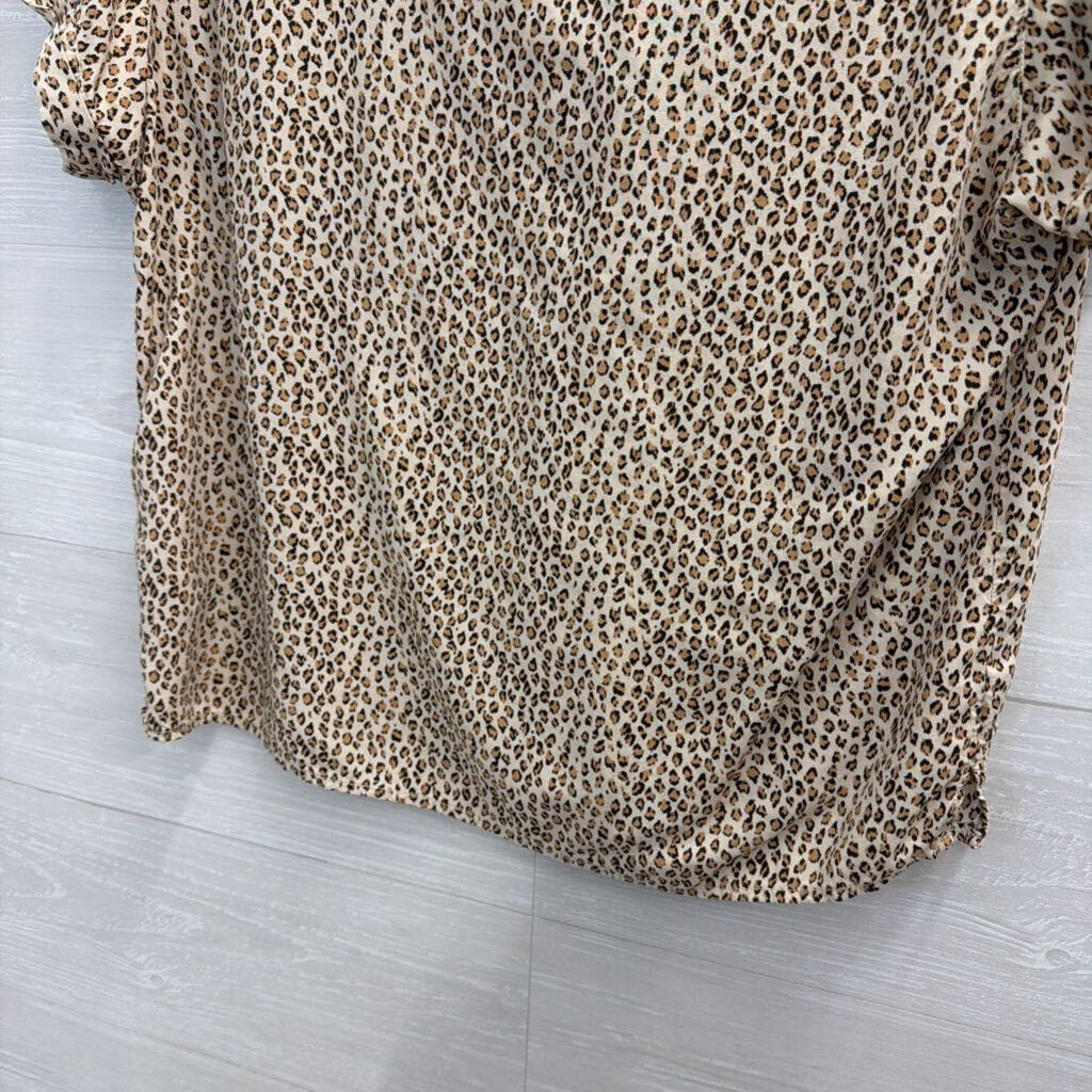 Gap Brown Leopard Print Short Sleeve Top Medium