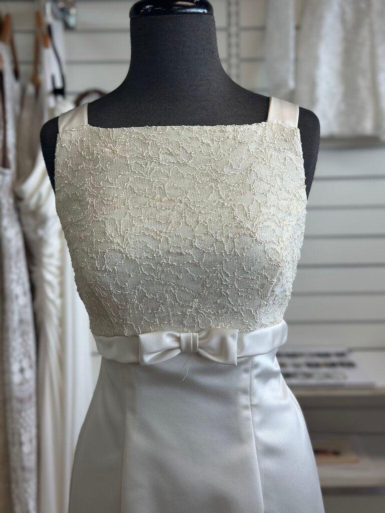 Vintage Ivory Lace Top Satin Skirt Bridal Gown 5/6