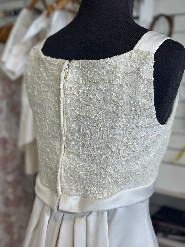 Vintage Ivory Lace Top Satin Skirt Bridal Gown 5/6