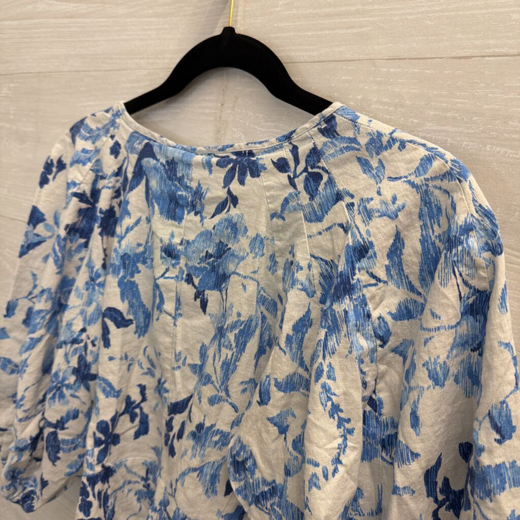 White/ Blue Print Cropped Short Puff Sleeve Top Medium