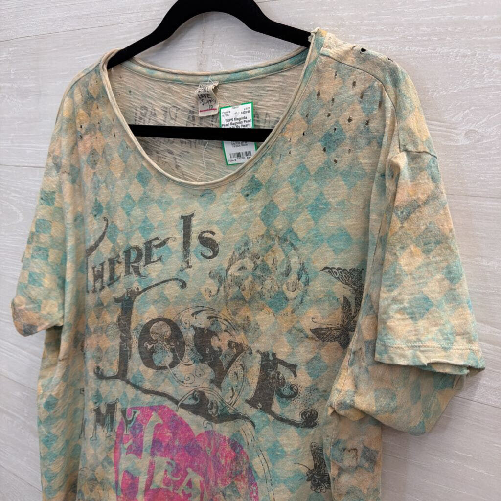 Magnolia Pearl Love In My Heart Tee One Size