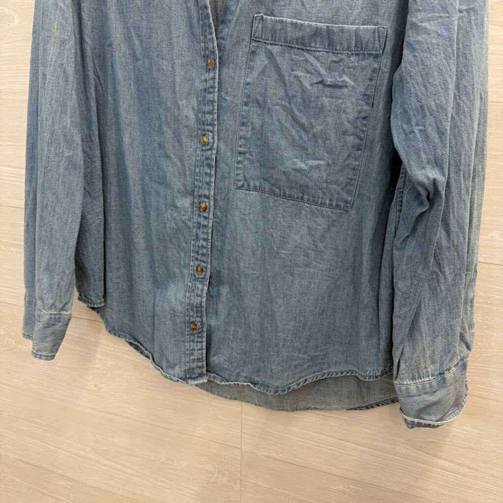 Aerie Blue Chambray Long Sleeve Button Down Top Medium