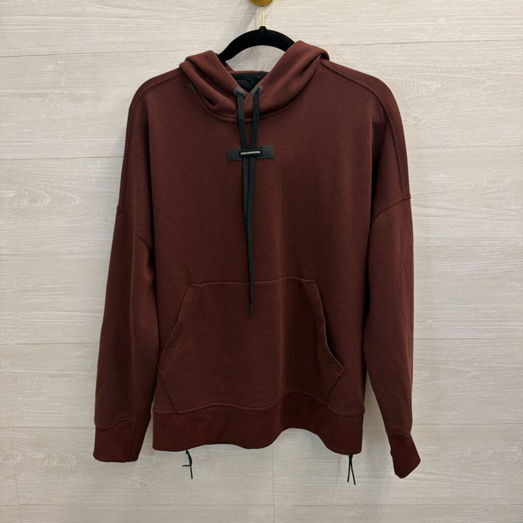 On Cloud Burgundy Hoodie Medium