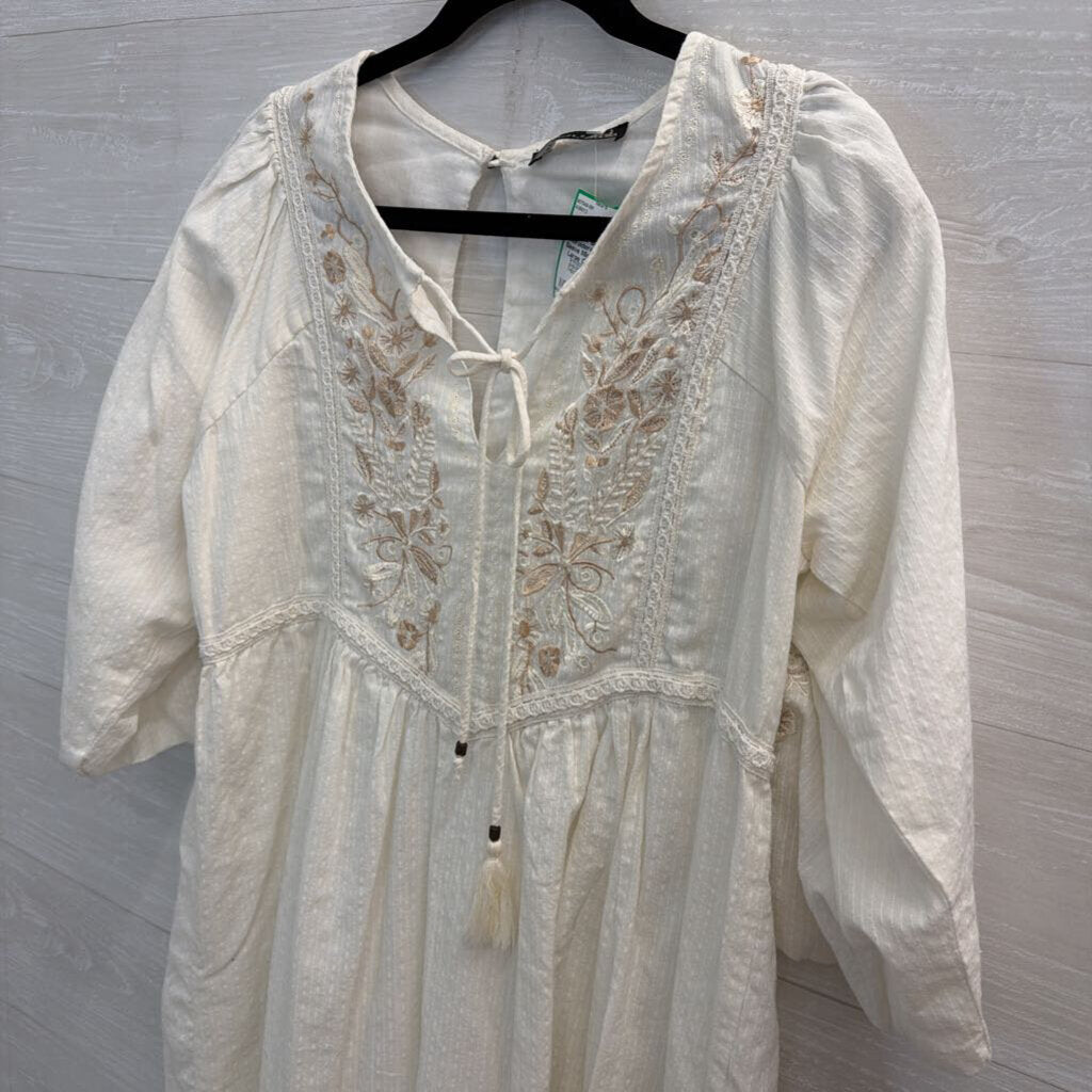 Black Tape Cream/ Brown Embroidered Long Sleeve Midi Dress Large